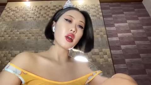 Akemi online show from 12.08.24