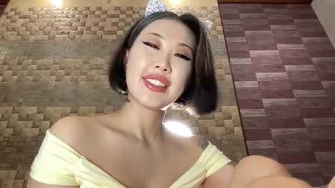 Akemi online show from 12.14.24