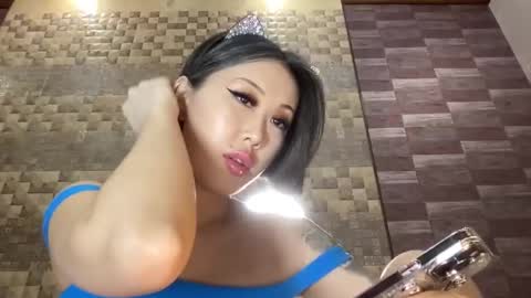 Akemi online show from 02.06.25