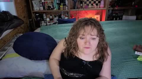 Natalie online show from 11.16.25