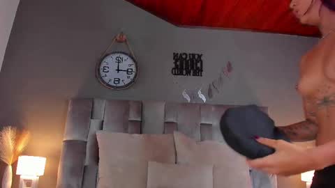  Alaia  online show from 02.22.25