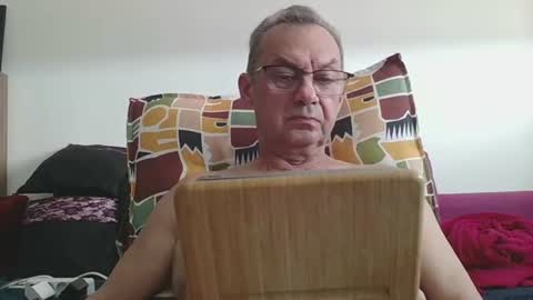 Snapshot of alain5159 chatting on 06.19.26 alain5159 online show from 06.19.26