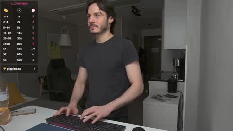 Maxi  online show from 02.20.25