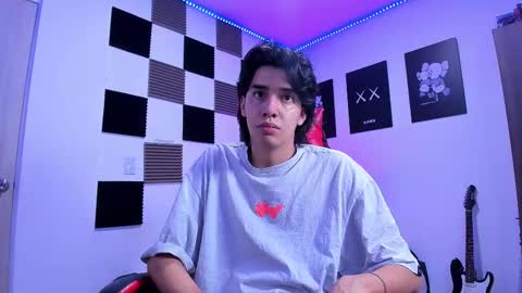 Snapshot of alan_boy01 chatting on 02.14.26 Alan Boy online show from 02.14.26