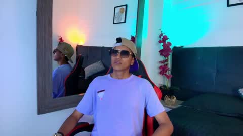 alan_colthon online show from 04.21.26