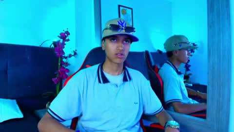 alan_colthon online show from 05.12.26