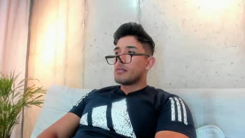 Snapshot of alan_greek_1 chatting on 02.22.25 Alan greek online show from 02.22.25