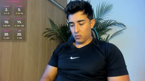 Snapshot of alan_greek_1 chatting on 10.05.25 Alan greek online show from 10.05.25