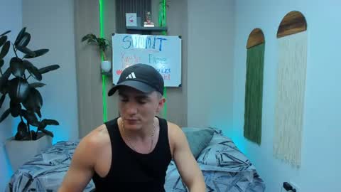 Snapshot of alan_nd_kevin chatting on 06.26.26 Alan Kevin can we reach 100 thumbs up please guys online show from 06.26.26