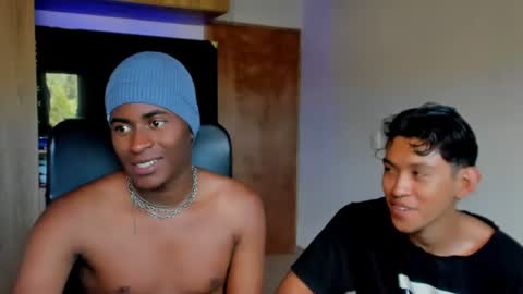 Alan and Criss - WE JUST FRIENDS WITH BENEFITS BOTH VERS online show from 07.06.26