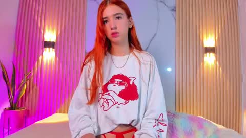 Snapshot of alana_333 chatting on 10.17.25 A L A N A online show from 10.17.25