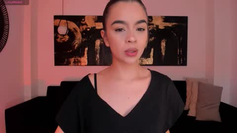 Alana online show from 10.25.25