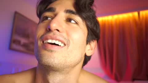 idenavarre online show from 12.22.24