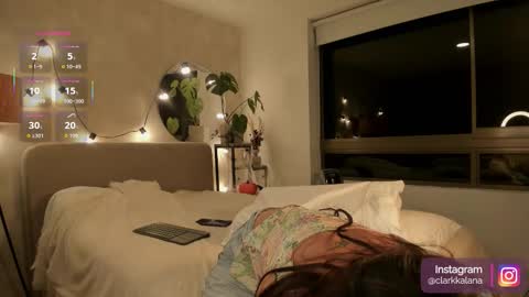 Snapshot of alanna_clark chatting on 10.07.25 Alanna online show from 10.07.25