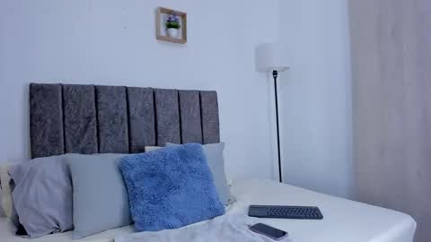 Snapshot of alannajones1 chatting on 11.14.25 Alanna online show from 11.14.25