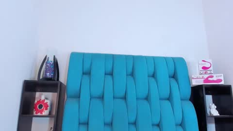 alannaughty_ online show from 01.14.25