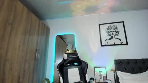 alannaughty_ online show from 03.12.26