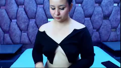 AlaSmith  online show from 04.18.26