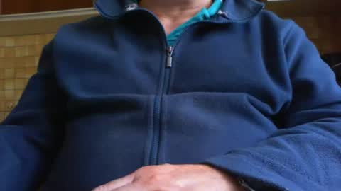 Snapshot of albert29 chatting on 09.15.25 albert29 online show from 09.15.25