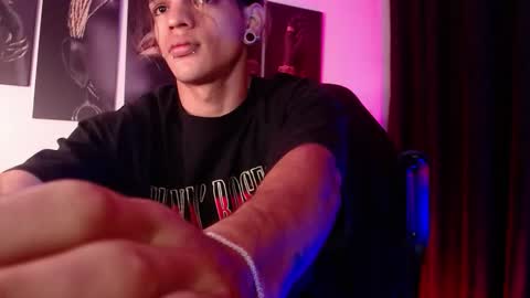 Snapshot of albertbernal69 chatting on 11.13.25 Albert online show from 11.13.25