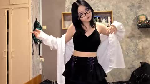 Im Katrina online show from 11.20.25