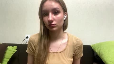 Lina   online show from 03.25.26