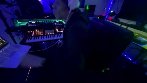 Albinokingcurve online show from 04.09.26