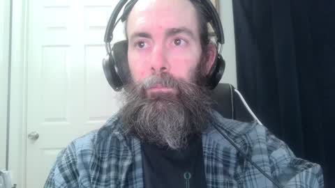 Snapshot of alchemerchrome chatting on 01.05.25 alchemerchrome online show from 01.05.25