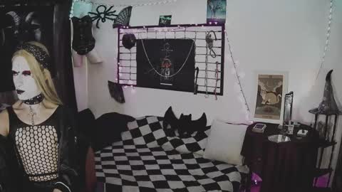 Mistic witch online show from 02.12.25