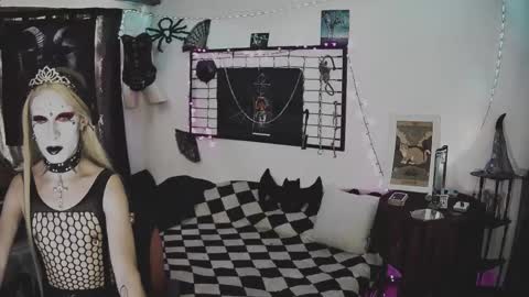 Mistic witch online show from 02.12.25