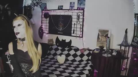 Mistic witch online show from 03.07.25