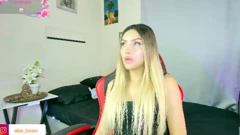 Snapshot of ale_love_ chatting on 06.19.26 ALE LOVE online show from 06.19.26