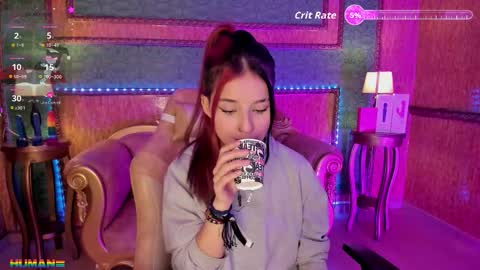 Aleja Online  GTM-5 700 1400 online show from 10.28.25