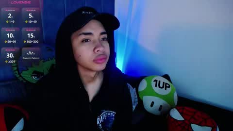 Snapshot of aleclightwood_ chatting on 01.09.25 Alec online show from 01.09.25