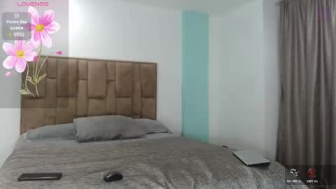 Snapshot of aleejhandra chatting on 10.19.25 alejandra online show from 10.19.25