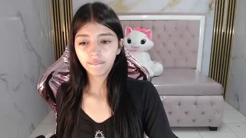 Snapshot of alehp_rose_s chatting on 09.24.25 Ale online show from 09.24.25