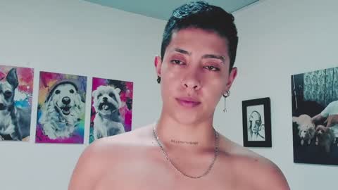 Snapshot of aleja1214 chatting on 12.19.24 Alejandra online show from 12.19.24