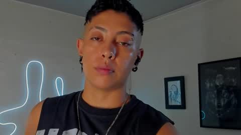 Snapshot of aleja1214 chatting on 11.23.25 Alejandra online show from 11.23.25