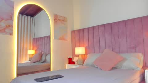 Alejandra Arango online show from 12.28.24