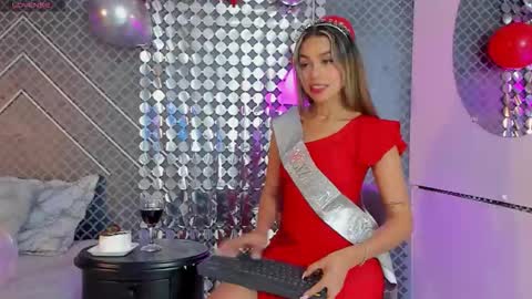 aleja_bloom online show from 11.05.25