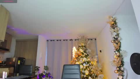 A L E J A N D R A online show from 11.16.25