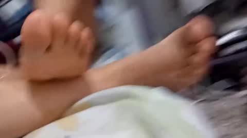 Snapshot of alejakin chatting on 12.01.25 alejakin online show from 12.01.25