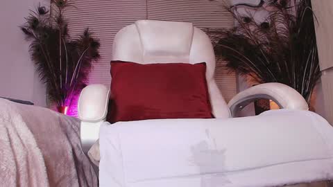 Alejandra online show from 02.07.25