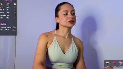 Snapshot of alejandra8__ chatting on 01.22.25 I will not be online from December 7th to December 18th Last vacation trip online show from 01.22.25