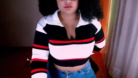 Alejandra  online show from 01.15.25