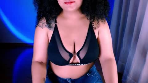 Alejandra  online show from 03.06.25