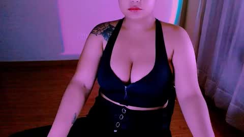 Alejandra  online show from 11.13.25