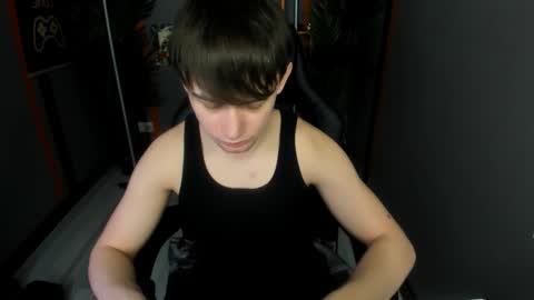 Snapshot of alejandro_ellias chatting on 02.01.26 Alejandro online show from 02.01.26