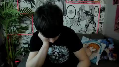 Snapshot of alejandro_ellias chatting on 04.16.26 Alejandro online show from 04.16.26