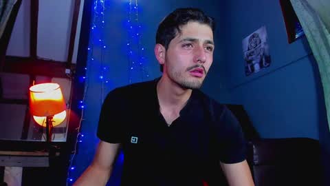 alejo_323__ online show from 02.08.25
